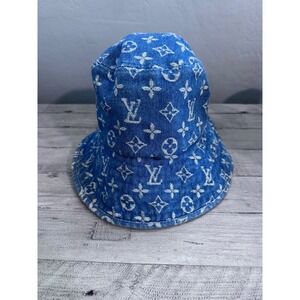 Vintage Louis Vuitton Monogram Denim‎ Heavyweight Cotton Bucket  Hat MP2092